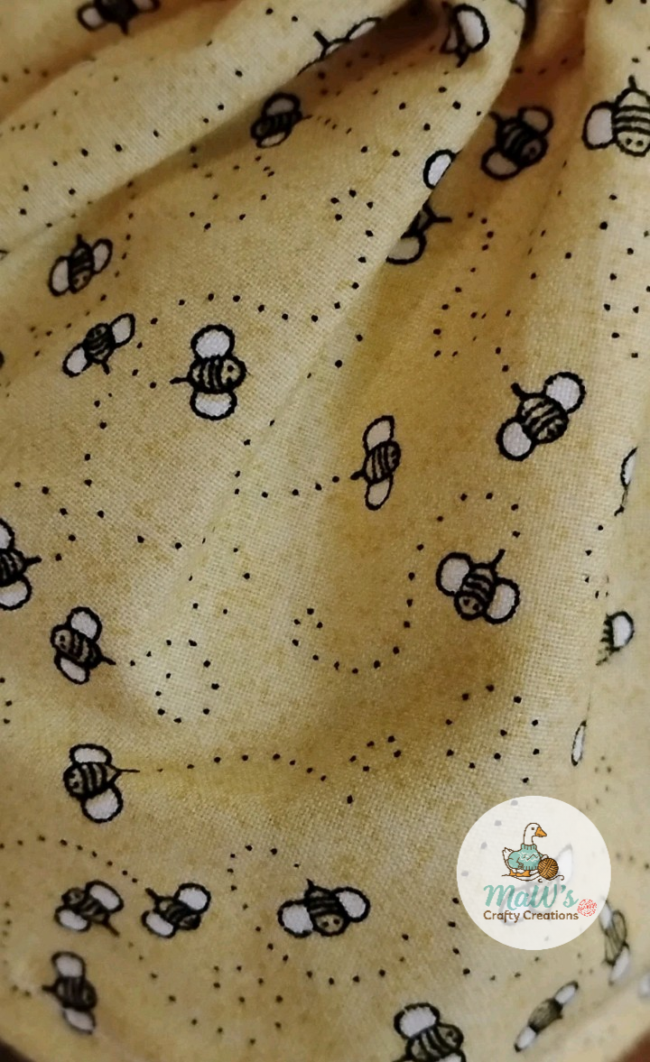 Bee Print Dress With Black Dot Bow 21-28 inch