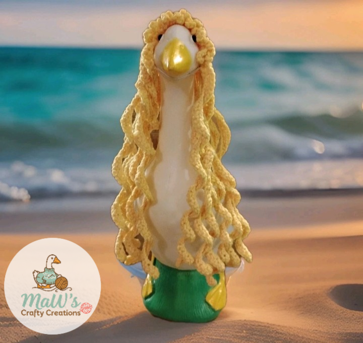 Porch Goose 17-19 inch Crocheted Long Curly Wig