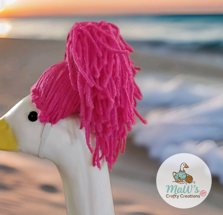 Porch Goose 23-28 inch Messy Bun Wig