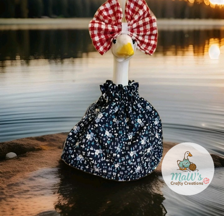 Desk Goose 7-9 inch Blue Floral Print Dress with Red and White Bow