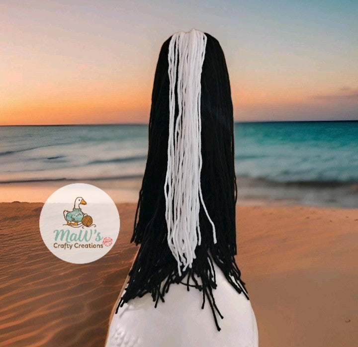 Streakin Porch Goose 23-28 inch Casual Long Ponytail