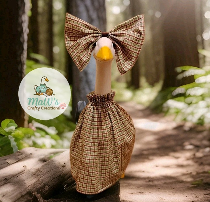 Porch Goose 22-28 inch dress with matching bow.